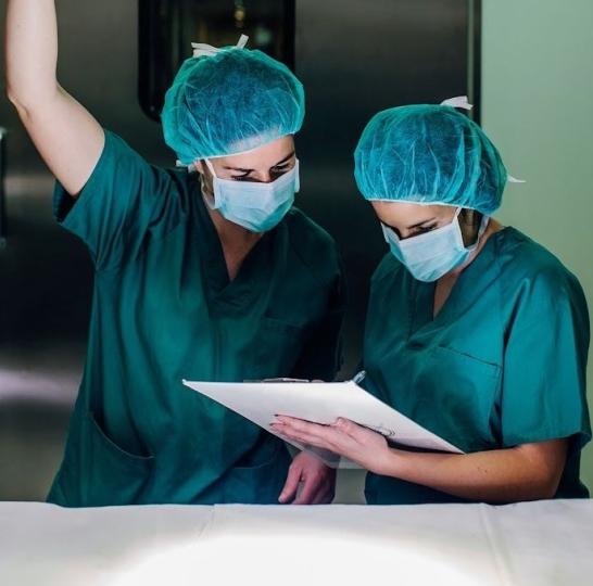 nurses operating room(1)