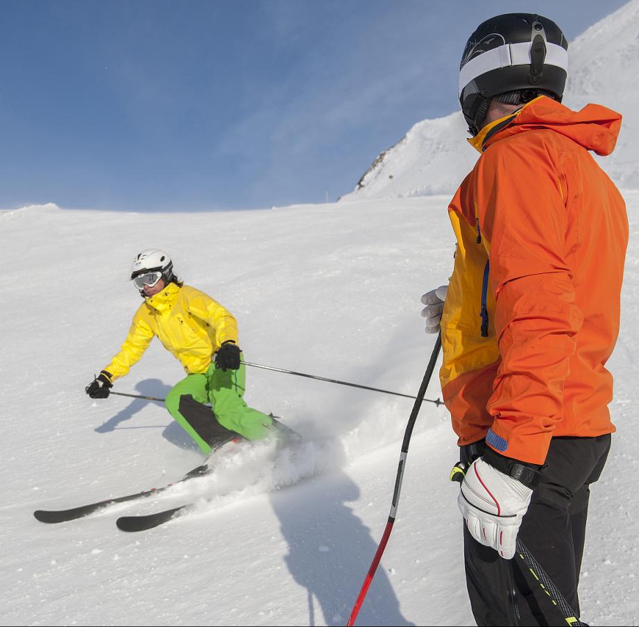 pcm fabric for skiing